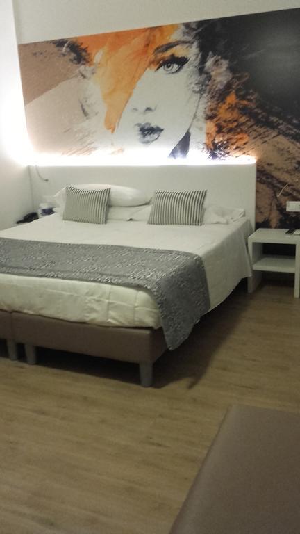 מונטבלונה Albergo San Remo מראה חיצוני תמונה